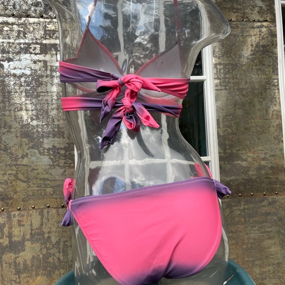 Bikini Set - Picture 6 of 7